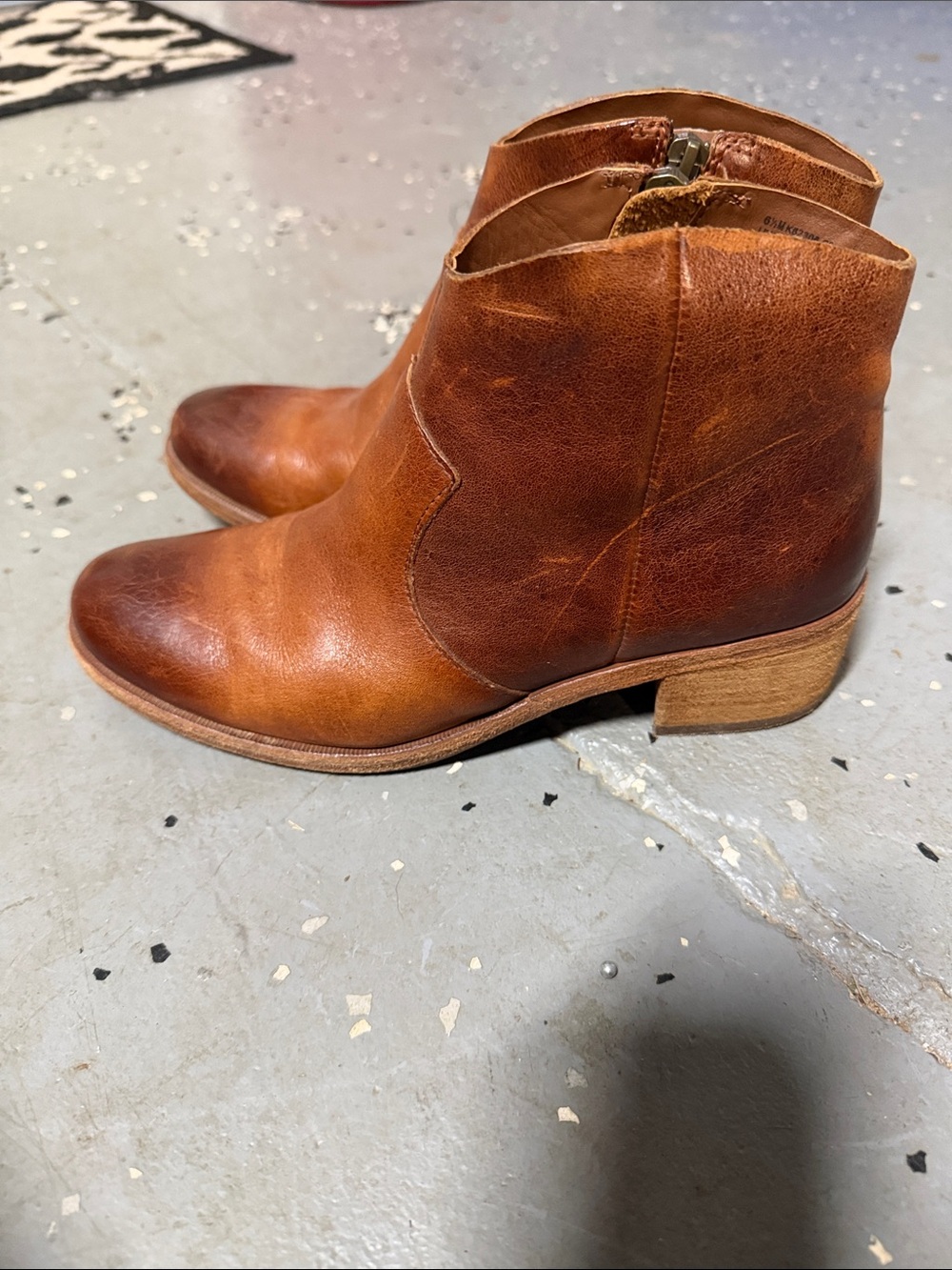 Women's Tan Leather Ankle Boots - Classic Western-Inspired Style